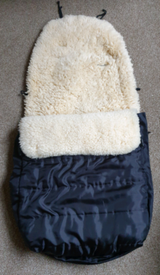 lambswool footmuff